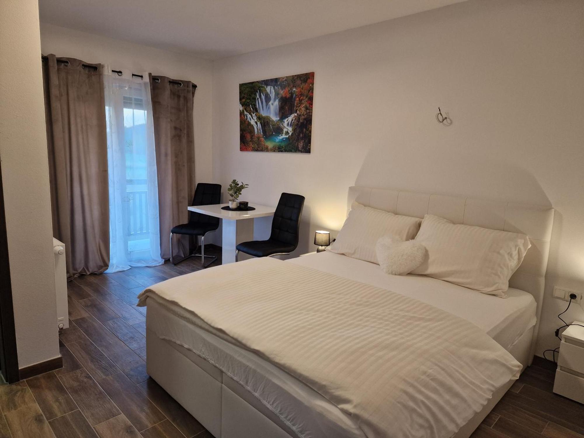Guest House Macic โคเรนนิซา ภายนอก รูปภาพ